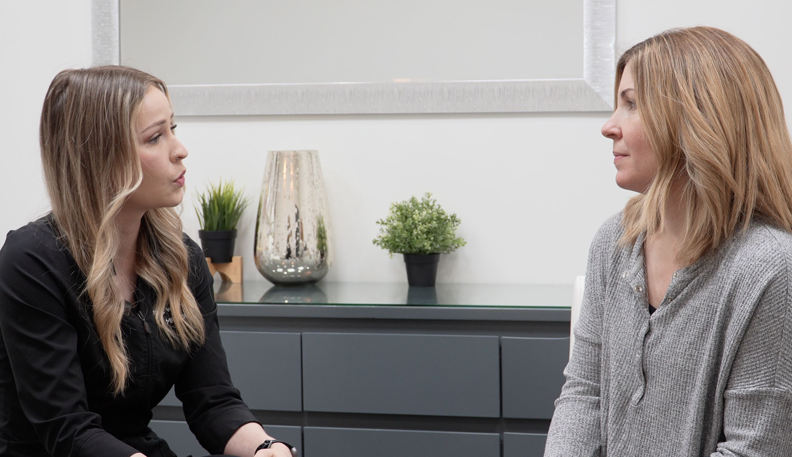 client-consultation Winnipeg Skin Clinic - "laser technician discussing microblading removal"