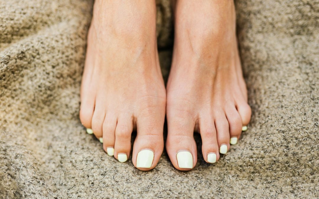 Beautifully pedicured feet (Selkirk customer)