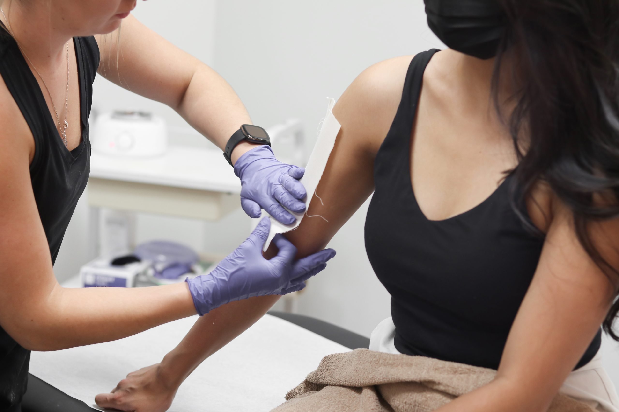 waxing arm winnipeg Headingley waxing guest enjoying multiple beauty services during one visit to Winnipeg. Arm wax